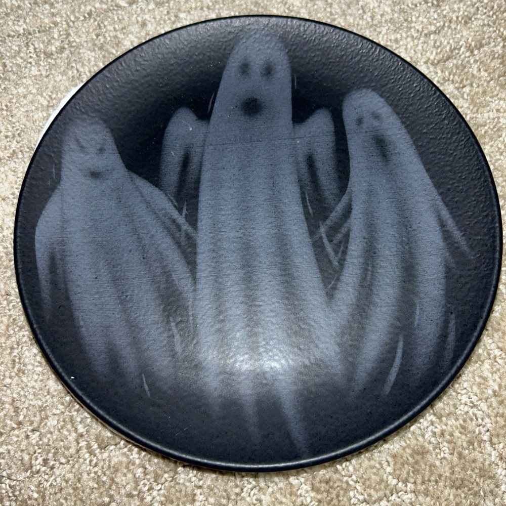 Halloween Ghost Plates Set of 2 Mesa Brasil  Dinnerware Made Brazil Salad 7.5”